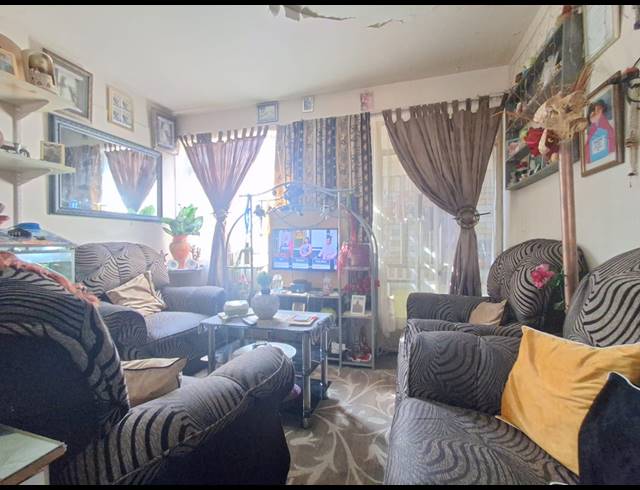 1 BEDROOM FLAT FOR SALE IN VEREENIGING CENTRAL